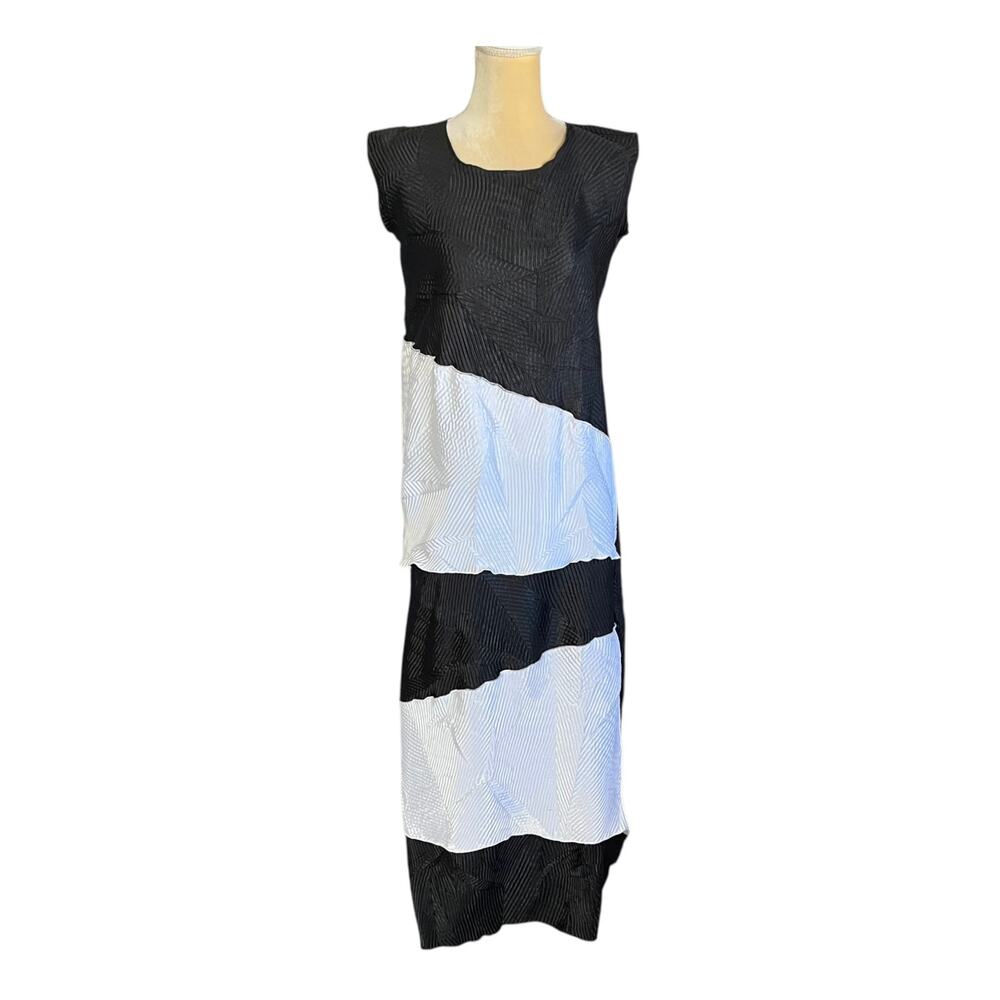 Heydari Black & White Crinkle Drape Dress Art to Wear BEEN ALTERED Small Medium